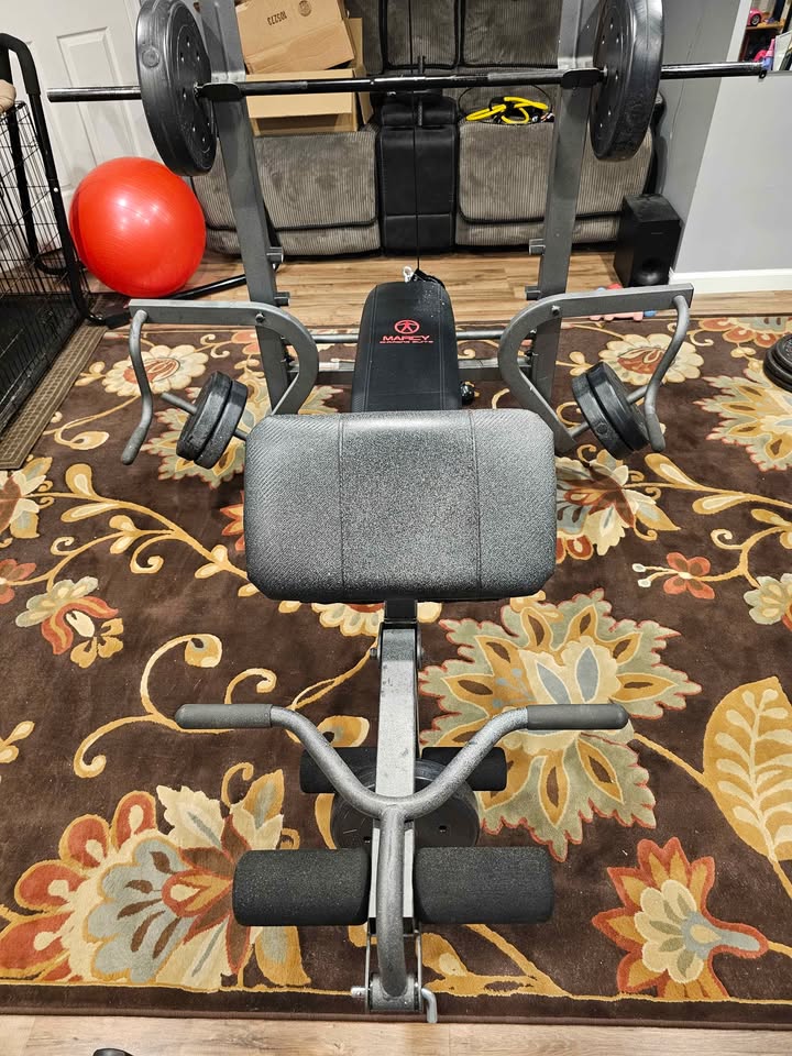 Weight Bench with Adjustable Incline/Decline Back Pad, Integrated Leg Developer, and Preacher Curl Station for Full Body Strength Training