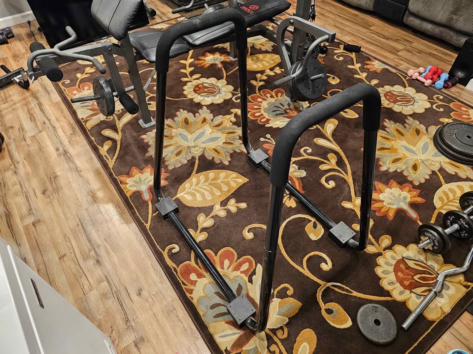 Weight Bench with Adjustable Incline/Decline Back Pad, Integrated Leg Developer, and Preacher Curl Station for Full Body Strength Training