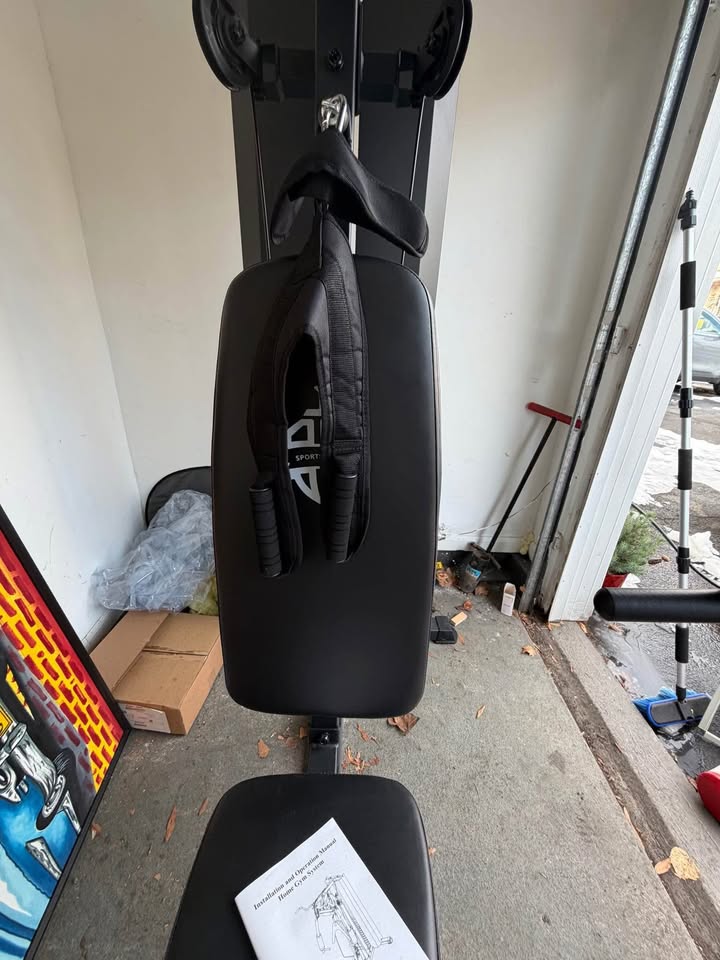 Multi-Functional Workout Station with 150lb Weight Stack, Chest Press, Lat Pull Down, Leg Extension & Preacher Curl Pad