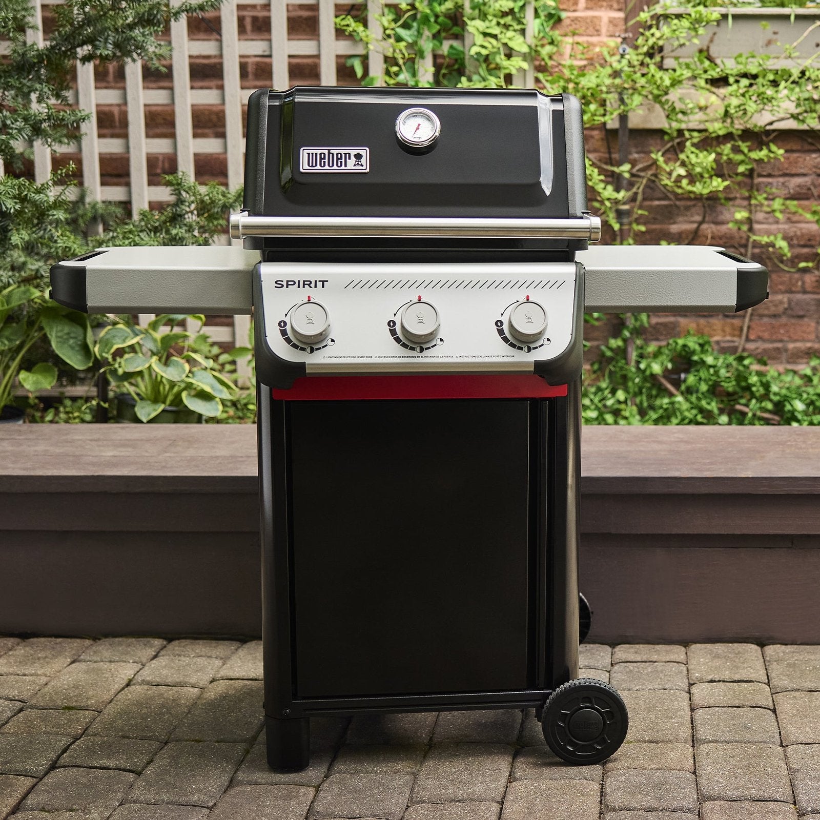 spirit® e 310 gas grill (liquid propane) spirit® e 310 gas grill (liquid propane)