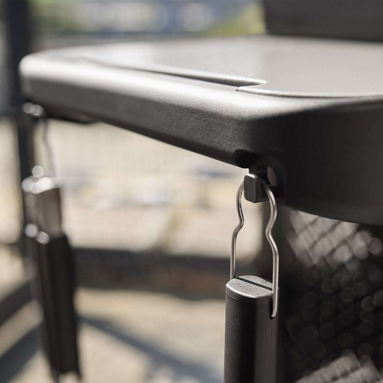 spirit® e 310 gas grill (liquid propane) spirit® e 310 gas grill (liquid propane)