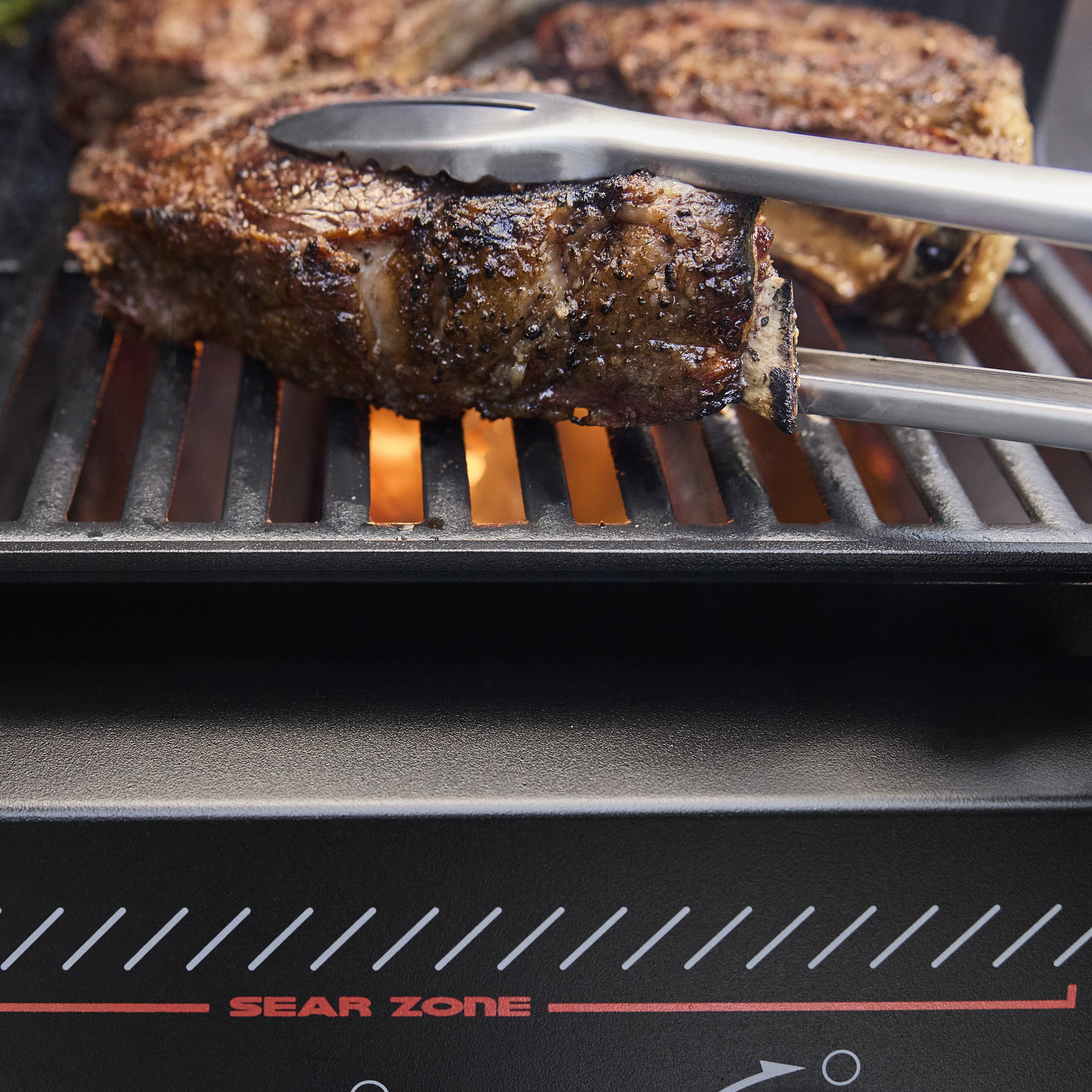 genesis® e 330 gas grill stealth® edition (liquid propane) genesis® e 330 gas grill stealth® edition (liquid propane)