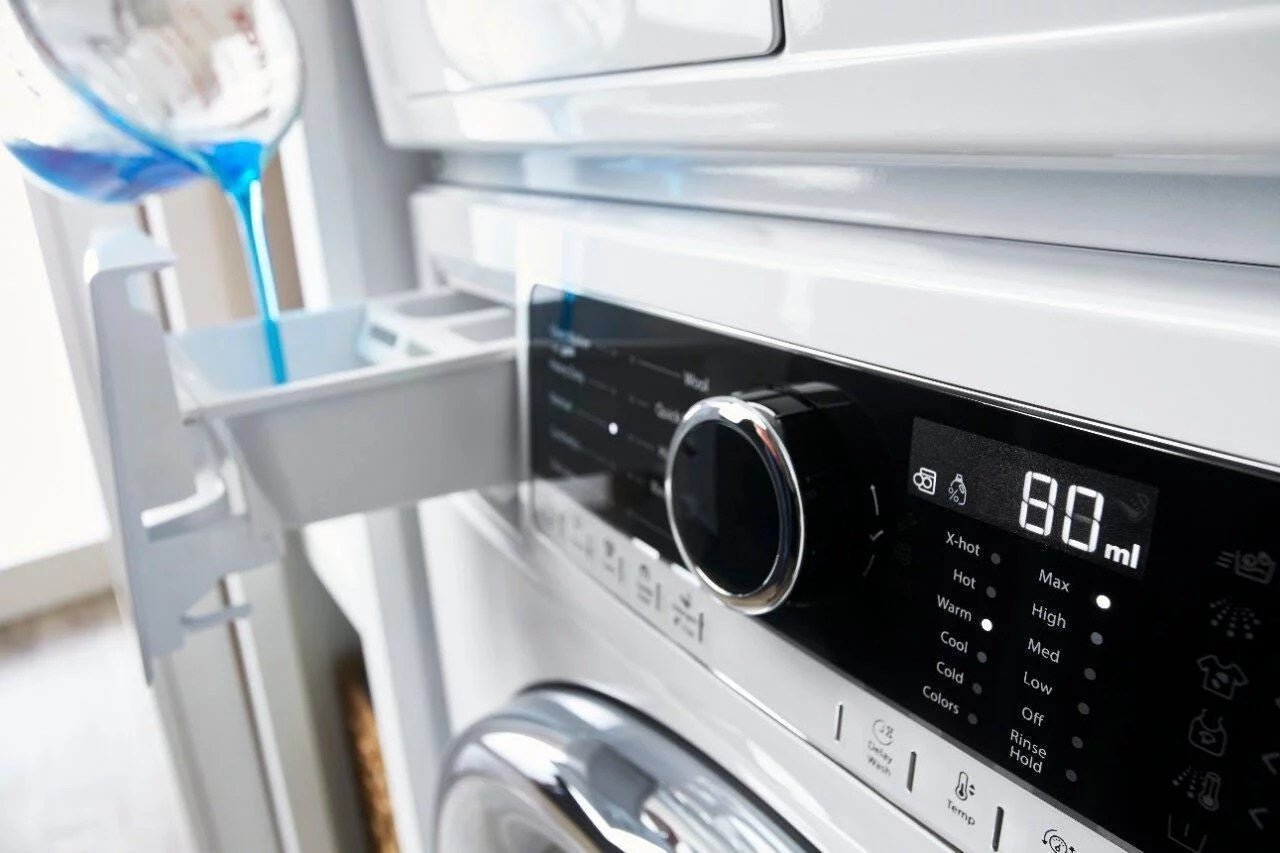 whirlpool – 2.3 cu. ft. high efficiency stackable front load washer with detergent dosing aid – white whirlpool – 2.3 cu. ft. high efficiency stackable front load washer with detergent dosing aid – white