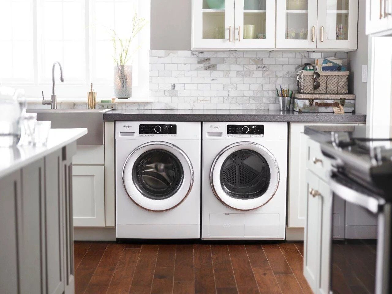 whirlpool – 2.3 cu. ft. high efficiency stackable front load washer with detergent dosing aid – white whirlpool – 2.3 cu. ft. high efficiency stackable front load washer with detergent dosing aid – white