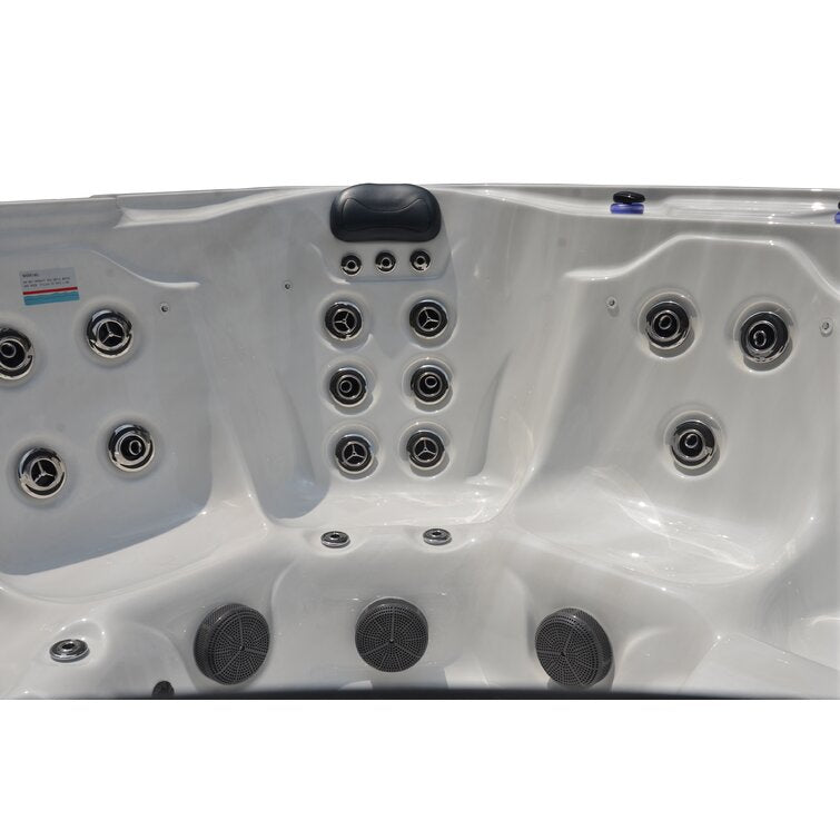 76 – jet acrylic square hot tub with ozonator