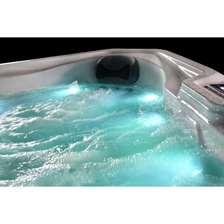 76 – jet acrylic square hot tub with ozonator