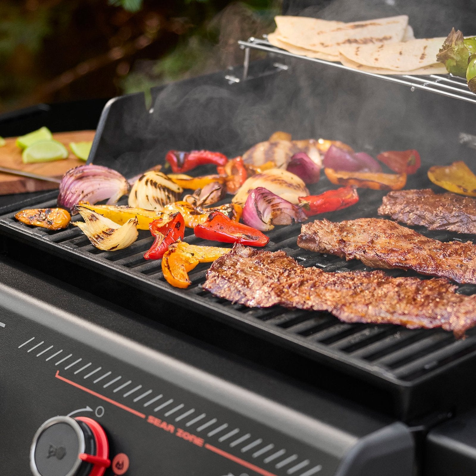 spirit® e 325 gas grill stealth® edition (liquid propane) spirit® e 325 gas grill stealth® edition (liquid propane)