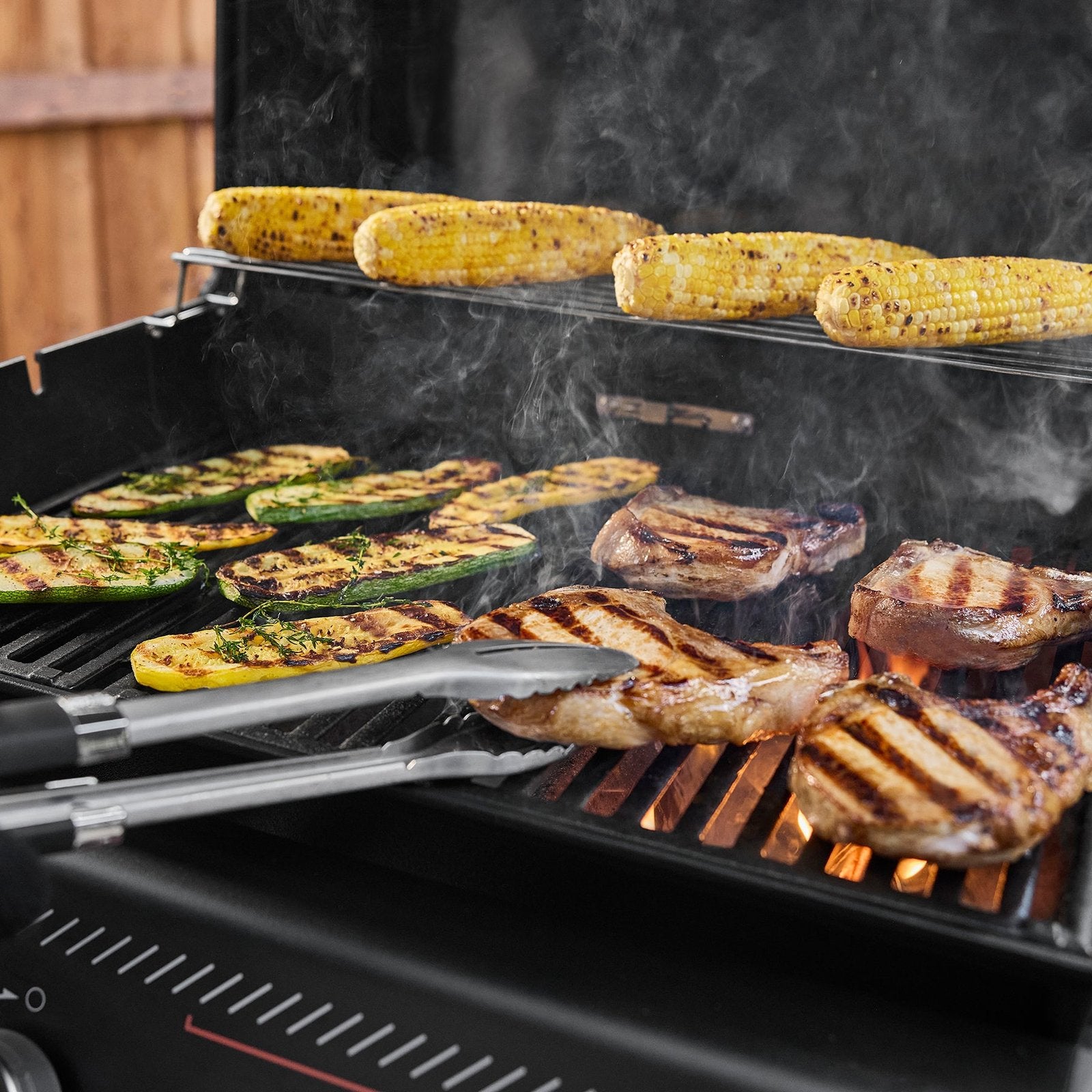 spirit® e 425c gas grill stealth® edition (natural gas) spirit® e 425c gas grill stealth® edition (natural gas)