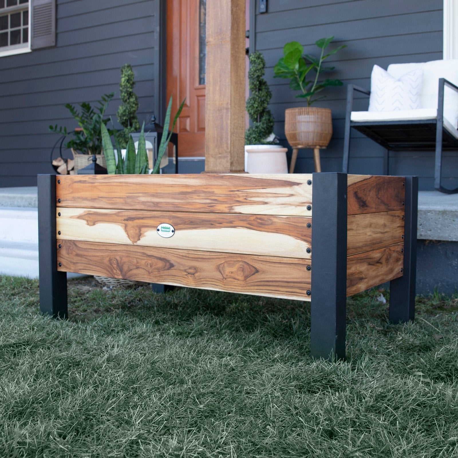 planter 100% authentic teak wood
